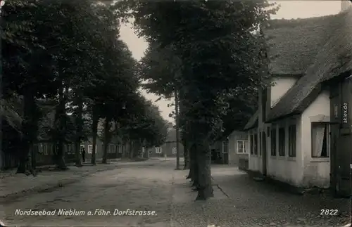 Ansichtskarte Nieblum (Nordseebad) Niblum / Njiblem Dorfstraße 1928 