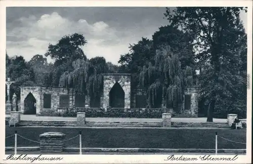 Ansichtskarte Recklinghausen Partie am Ehrenmal 1932 