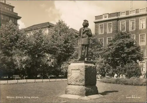 Ansichtskarte Bergen Bergen Edvard Grieg statuen 1930