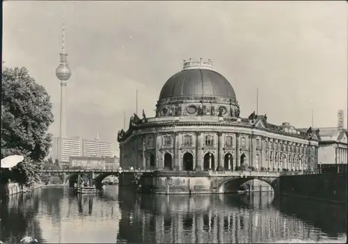 Ansichtskarte Berlin Bode-Museum / Kaiser-Friedrich-Museum 1973