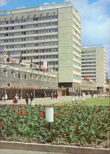 Ansichtskarte Seevorstadt-Dresden Prager Straße mit Hotels 1971