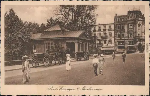 Ansichtskarte Bad Kissingen Maxbrunnen Straße und Kutschen 1910