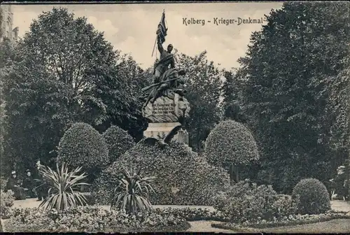 Ansichtskarte Kolberg Kołobrzeg Partie am Krieger Denkmal 1914 