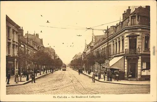 Calais Le Boulevard Lafayette/Straße Lafayette und Straßenbahn 1920