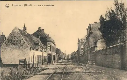 Ansichtskarte Comines (Nord) La Rue Armentieres 1914 