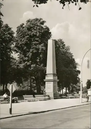 Ansichtskarte Rheinsberg (Mark) Obelisk 1973