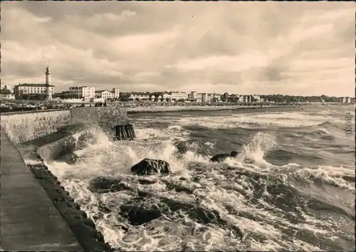 Ansichtskarte Warnemünde-Rostock Blick von der Westmole zum Badestrand 1963