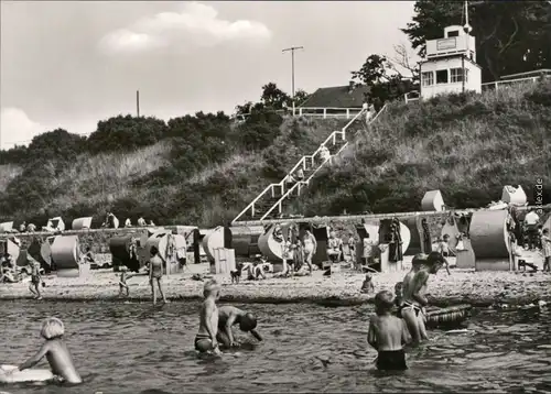Ansichtskarte Nienhagen Strand mit Badegästen 1977