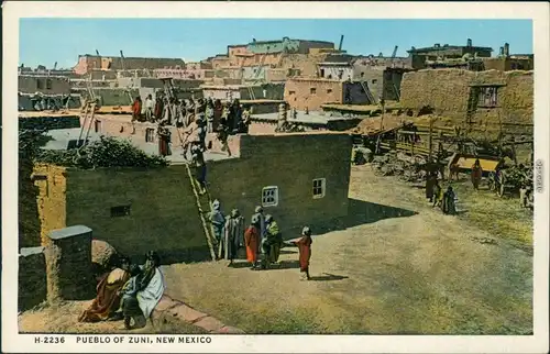 Ansichtskarte Zuni Pueblo Zuni-Menschen klettern auf Haus 1929
