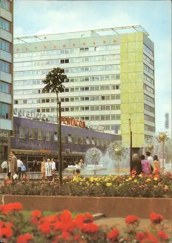 Ansichtskarte Seevorstadt-Dresden Prager Straße - Grüße zum 1. Mai 1971