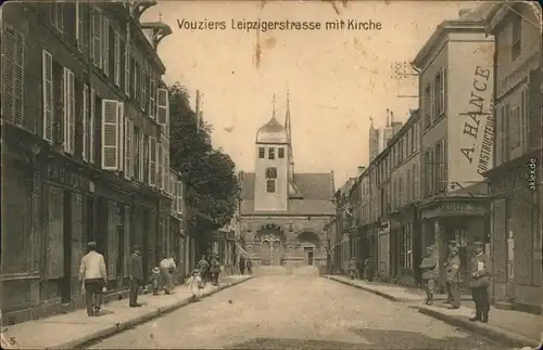 Ansichtskarte Vouziers Vouziers Leipziger Straße mit Kirche 1916