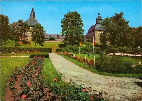 Ansichtskarte Gotha Schloß Friedenstein mit Rosengarten 1975