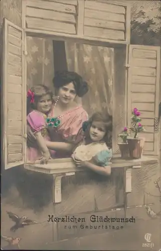 Ansichtskarte  Frau und Kinder - Geburtstag coloriertes Foto Fotokunst 1912 