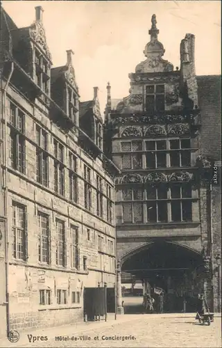 Ansichtskarte Ypern Ieper / Ypres Hotel de Ville et Conciegerie 1913 