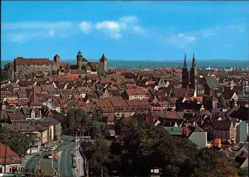 Nürnberg Blick über die Altstadt zur Burg und St. Sebalduskirche 1985