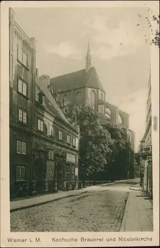 Ansichtskarte Wismar Kochsche Brauerei, Strasse und Nicolaikirche 1926