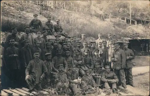 Foto  Soldaten: Gruppenbilder/Soldatengruppe 1918 Privatfoto