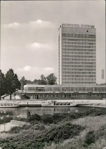 Ansichtskarte Potsdam Interhotel "Potsdam" mit Dampfer 1969