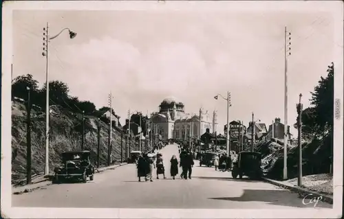 CPA Lisieux Avenue de la Basilique 1955 