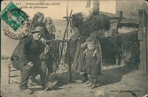 Ansichtskarte Boulogne-sur-Mer Familie de pecheurs/Fischerfamilie 1908 