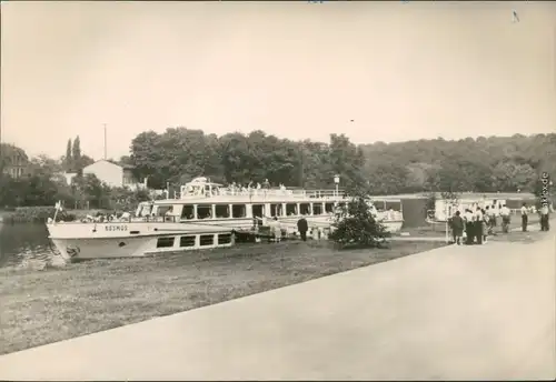 Ansichtskarte Halle (Saale) Fahrgastschiff Kosmos - Anlegestelle 1974