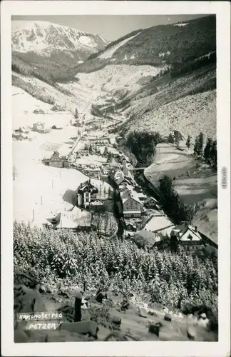 Ansichtskarte Petzer Pec pod Sněžkou Straßenpartie im Winter 1934 
