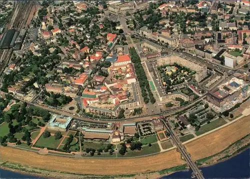 Neustadt-Dresden Luftbild - Jap. Palais, Dreikönigskirche, Bahnhof 2000