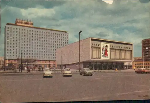 Berlin Karl-Marx-Allee mit Interhotel Berolina Kino International 1966