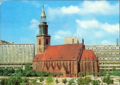 Mitte Berlin Marienkirche mit Gartenanlage Ansichtskarte g1982