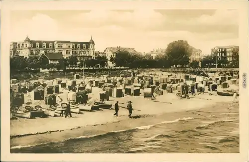 Ansichtskarte Ahlbeck (Usedom) Strand mit vielen Strandkörben 1953