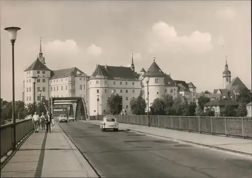 Ansichtskarte Torgau Schloss Hartenfels und Elbbrücke 1973