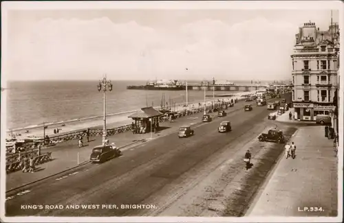 Ansichtskarte Brighton Kings Road and west Pier 1949