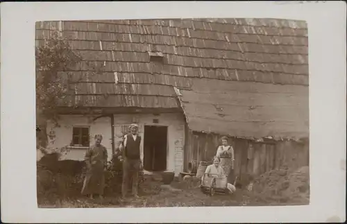  Berufe /Arbeit: Bauern - Gruppenbild von Familie 1918 Privatfoto