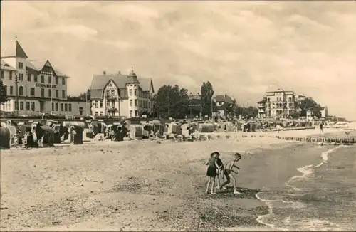Ansichtskarte Kühlungsborn Strand mit FDGB-Erholungsheimen 1961