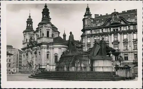 Prag Praha Husdenkmal auf dem Altstadtring / Staroměstské náměstí 1939
