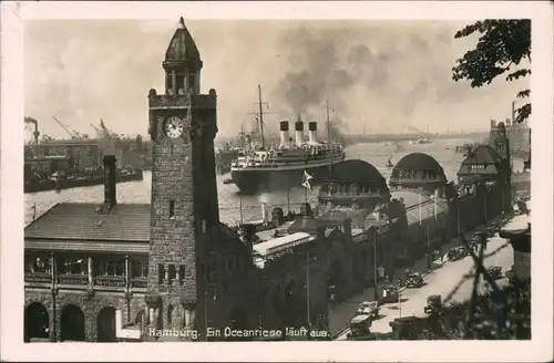 Ansichtskarte Hamburg Ein Ozeanriese läuft aus dem Hafen aus 1941