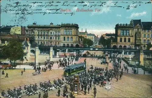 Ansichtskarte Kreuzberg-Berlin Straßenpartie - Parade - Hallesches Tor 1914 