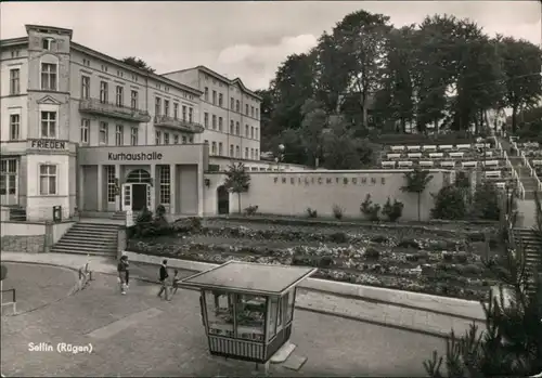 Ansichtskarte Sellin Kurhaushalle, Freilichtbühne 1964