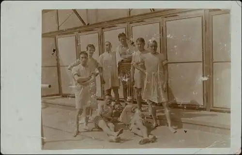 Foto Bruchsal Schwimmbad - Badegäste 1928 Privatfoto 