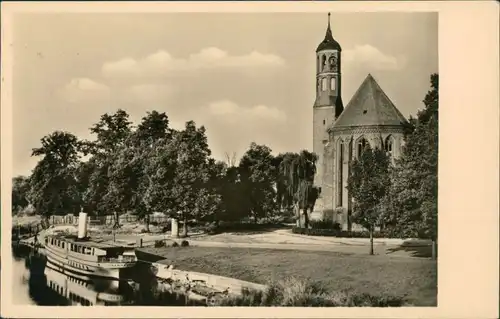 Brandenburg an der Havel Fahrgastschiff, an der Havel, Kirche 1957
