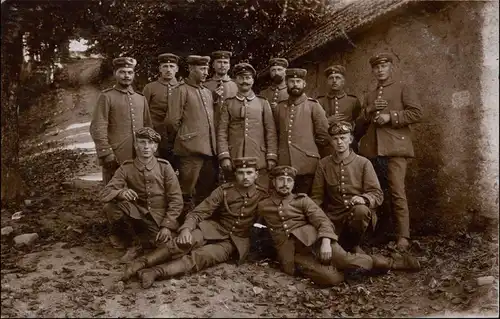 Foto  Straßenpartie - Soldaten 1915 Privatfoto 