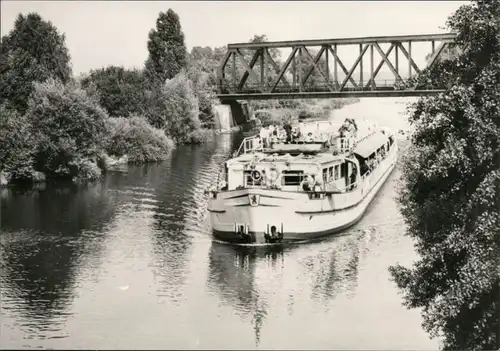 Berlin Weiße Flotte Berlin - MS "Spree" - Durchfahrt unter Brücke 1974