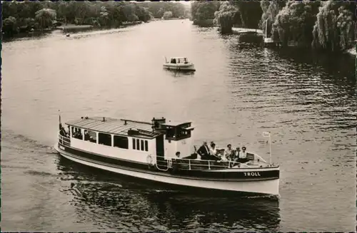 Berlin Berliner Fahrgastschiff MS "Troll" auf dem Kleinen Wannsee 1965