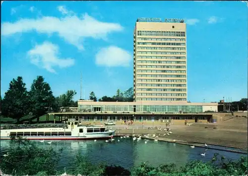 Ansichtskarte Potsdam Interhotel "Potsdam" mit Fähre g1985