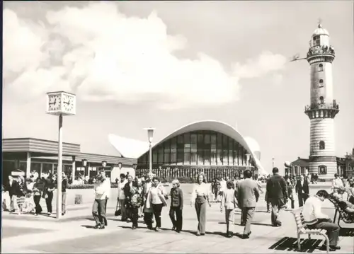 Warnemünde-Rostock Gaststätte Teepott und Leuchtturm an der Strandpromenade 1979