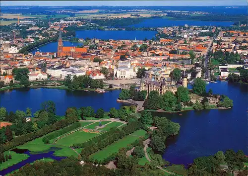 Ansichtskarte Schwerin Luftbild: Schloss, Kirche, Seen, Industrie 1995