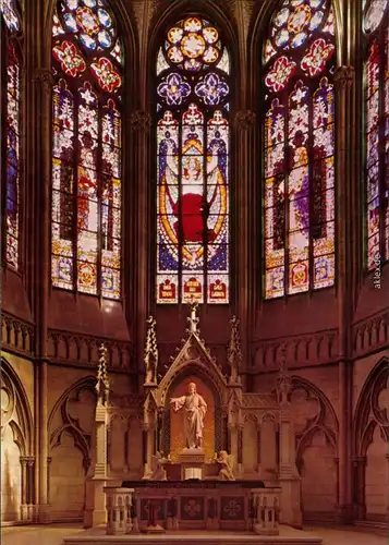 Speyer Gedächtniskirche  Protestation Kaiserchor mit bunten Glasfenstern 1990