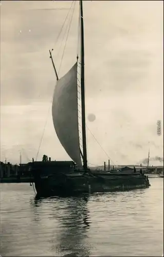 Neufahrwasser-Danzig Gdańsk/Gduńsk Segelschlepper im Hafen (Privatfoto AK) 1924 