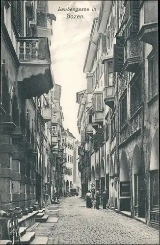 Cartoline Bozen Bolzano Partie in der Laubengasse 1910 