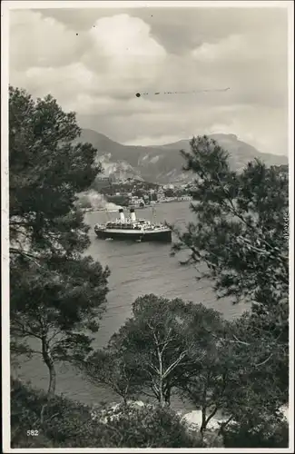 Ansichtskarte  Blick von der Steiküste auf den Dampfer - Mittelmeer 1929 